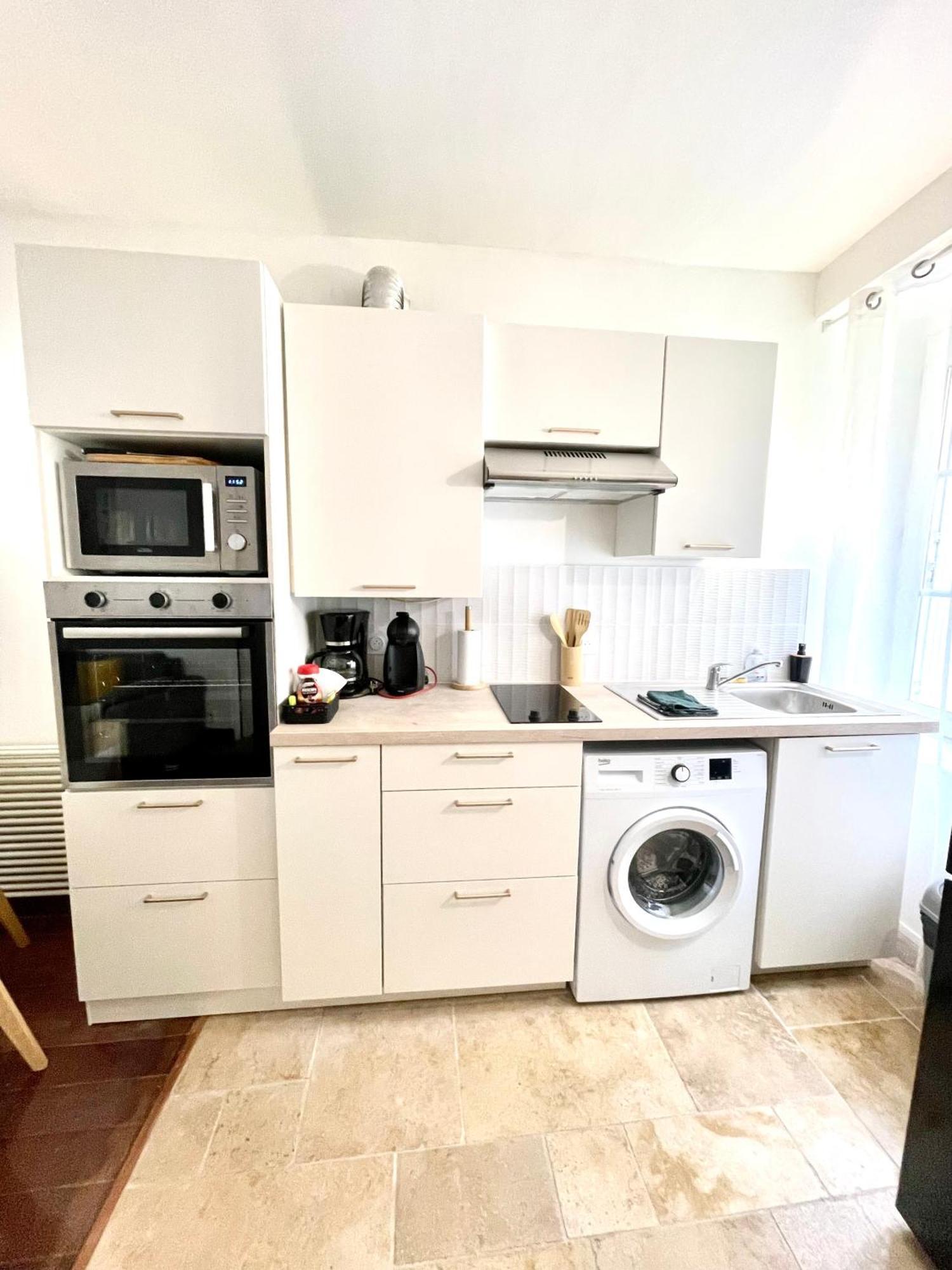 Ferienwohnung T2 Situe Au Coeur Du Centre Historique De Dinan Exterior foto